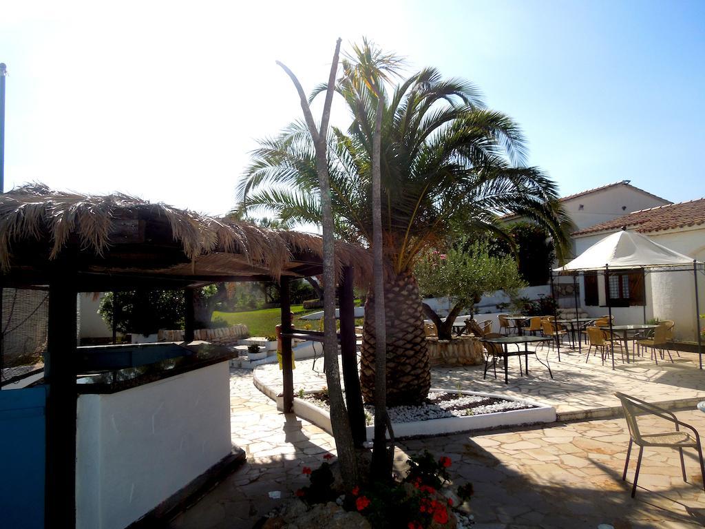 The Sea Garden Hotel L'Ampolla Esterno foto